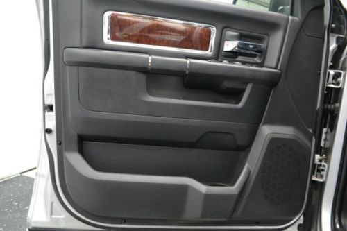 4x4 V8 HEMI Leather & Heated/Cooled Seats Navigation Tow Package Remote Start, image 5