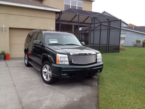 2002 cadilac escalade beautiful dark green with tan interior