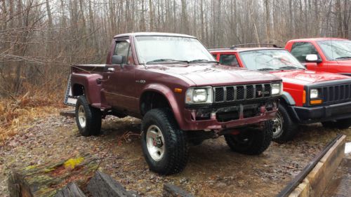 1983 toyota truck 4x4 stepside no reserve