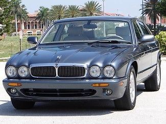 Florida clean-carfax-1-owner-creampuff-only 57k miles-nicest 01 xj on the planet