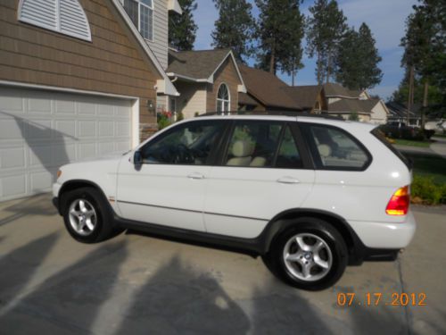 2002 bmw x5 3.0 awd white/tan