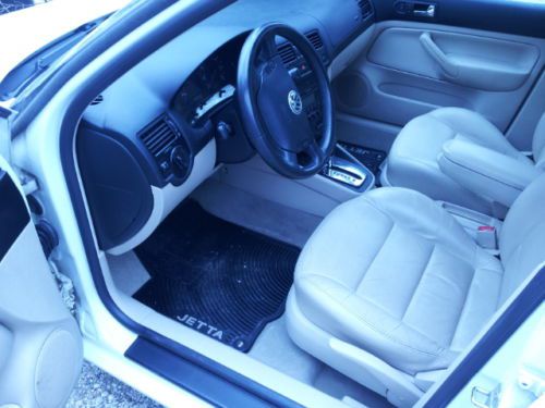 2002 Volokswagen TDI Turbo Diesel, image 12