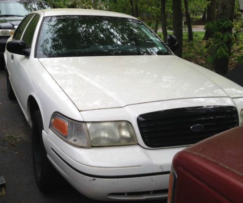 2000 Ford Crown Victoria Police Interceptor Sedan 4-Door 4.6L project, image 12