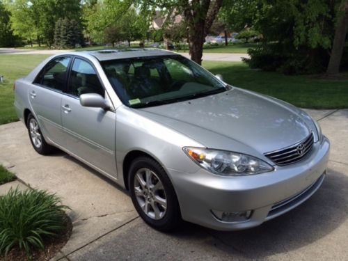 2005 toyota camry xle sedan 4-door 2.4l, premium pkg