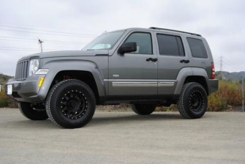 2012 jeep liberty - brand new 3&#034; coilover lift w/ new wheels &amp; tires