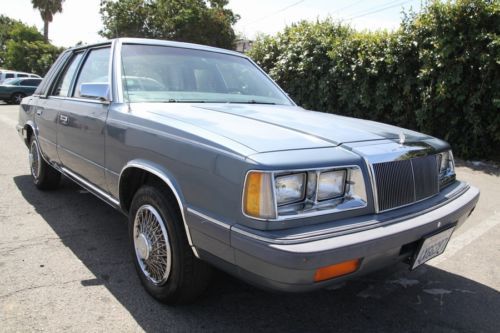 1986 chrysler lebaron sedan  automatic 4 cylinder no reserve