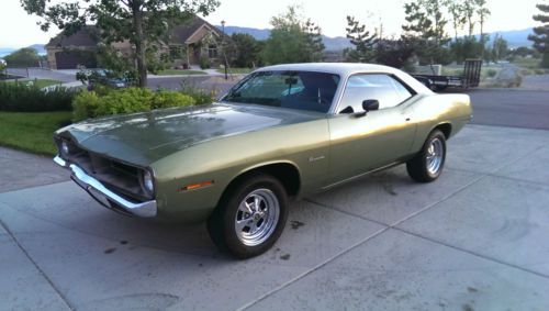 1970 plymouth barracuda base 5.2l