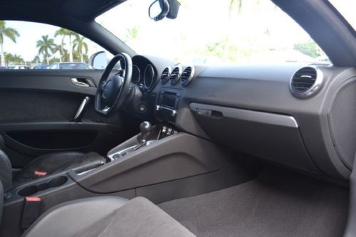 Tt 2.0 turbo coupe premium heated leather/suede 20 inch wheels ipod xm radio