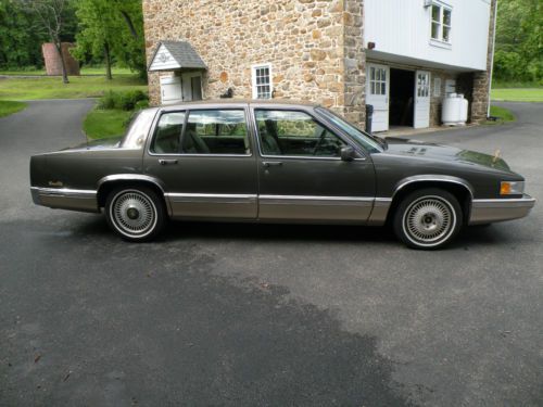 1993 cadillac deville base sedan 4-door 4.9l