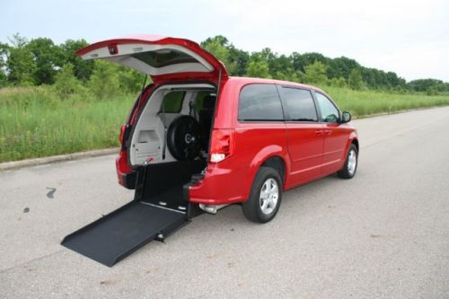 13 grand caravan handicap accessible wheelchair van rear ramp we finance