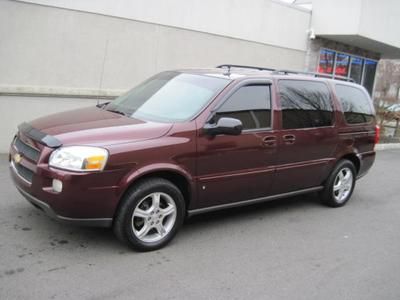 2006 chevy uplander lt low miles tinted glass dvd player loaded warranty nice