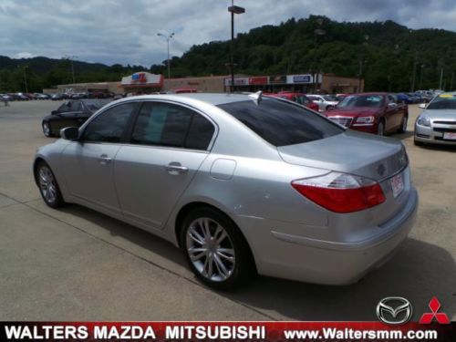 Silver Sedan Black Leather Low Miles Power Seats Air Cruise MP3 iPod Sunroof Gas, image 3