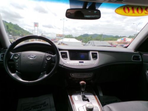 Silver Sedan Black Leather Low Miles Power Seats Air Cruise MP3 iPod Sunroof Gas, image 7