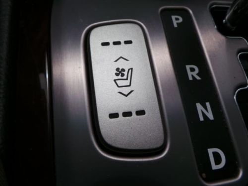 Silver Sedan Black Leather Low Miles Power Seats Air Cruise MP3 iPod Sunroof Gas, image 19