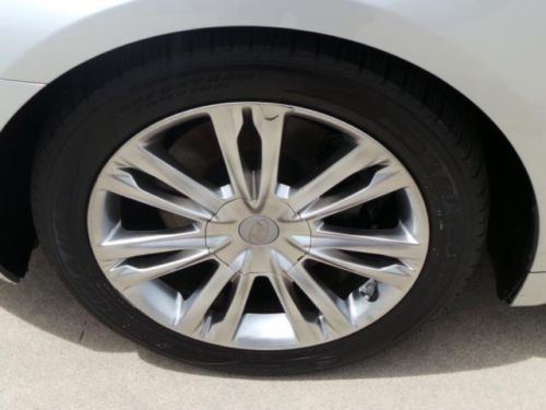 Silver Sedan Black Leather Low Miles Power Seats Air Cruise MP3 iPod Sunroof Gas, image 28