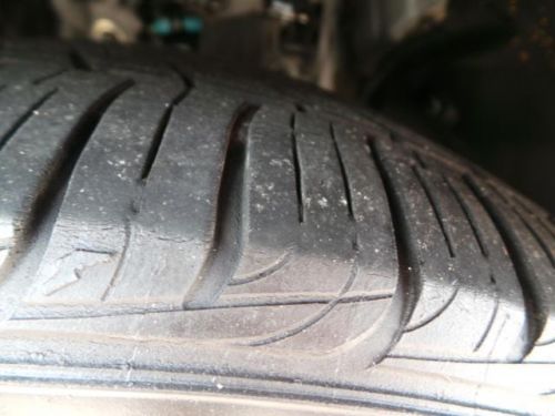 Silver Sedan Black Leather Low Miles Power Seats Air Cruise MP3 iPod Sunroof Gas, image 29