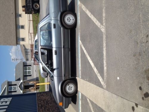 1986 honda civic base sedan 4-door 1.5l
