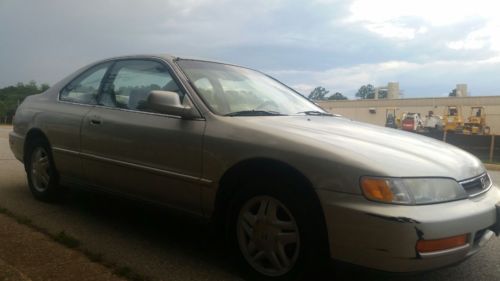 ***1997 honda accord 2 door manuel vtec** sunroof good running car all factory