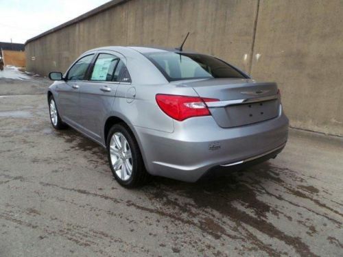 2014 chrysler 200 touring
