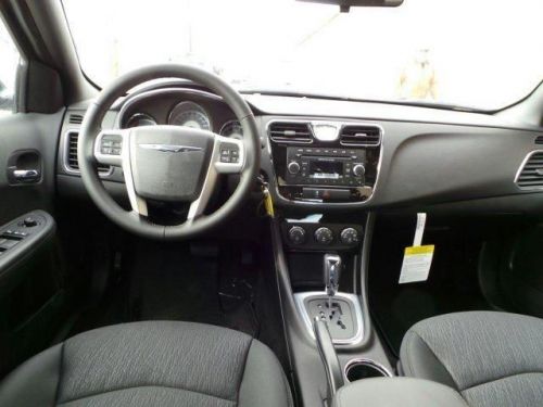 2014 Chrysler 200 Touring, US $19,655.00, image 3