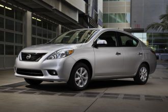 2012 nissan versa 1.6 sv