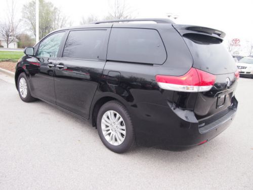 2014 toyota sienna xle