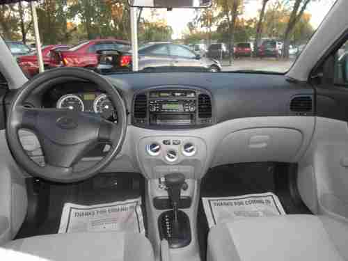 2009 Hyundai Accent GLS Sedan 4-Door 1.6L, US $5,700.00, image 2