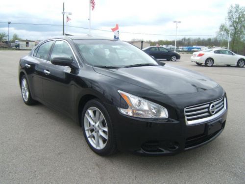 2012 nissan maxima s