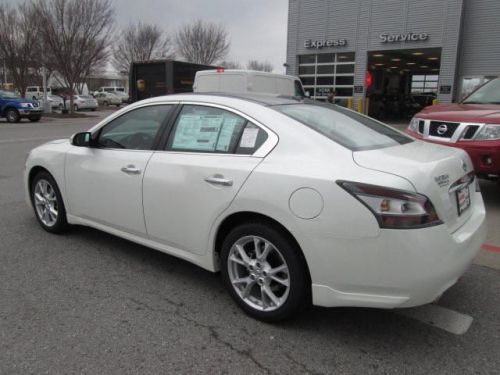 2014 nissan maxima sv