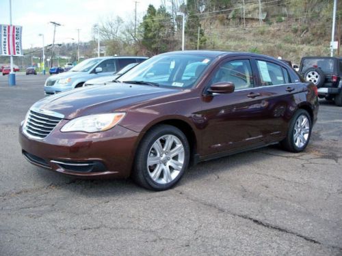 2013 Chrysler 200 LX, US $16,650.00, image 9
