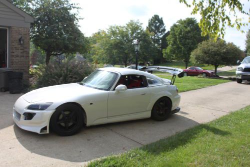 2001 honda s2000 pearl white, spoon kit, voltex wing, etc. must see!