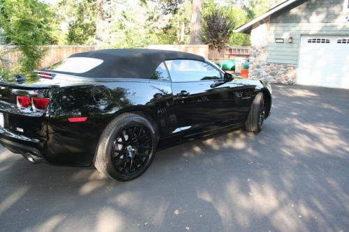 2011 Chevrolet Camaro SS Convertible 2-Door 6.2L, image 4