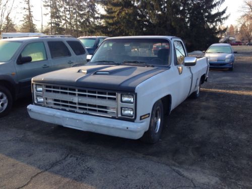 Single cab, long bed, lowered