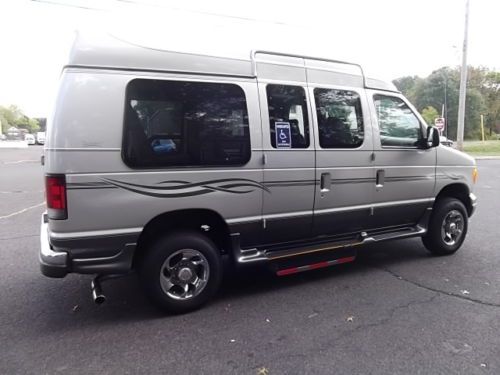 2003 FORD E250 ECONOLINE HIGHTOP CONVERSION VAN HANDICAP WHEELCHAIR LIFT, image 2