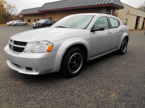 2008 dodge avenger se, silver, excellent condition, 4 door sedan