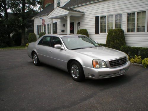 Cadillac 2002 dhs deville  excellent!!   look  69.120 miles!!!!!