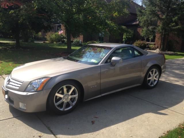 2004 - cadillac xlr