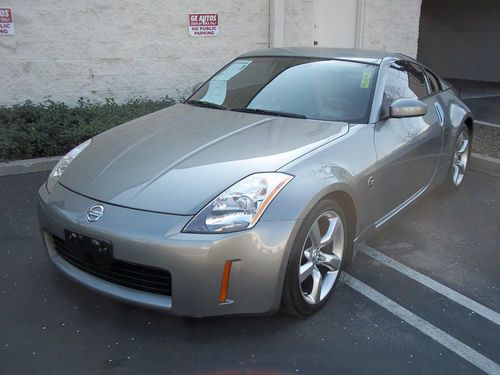 2005 nissan 350z touring coupe 2-door 3.5l