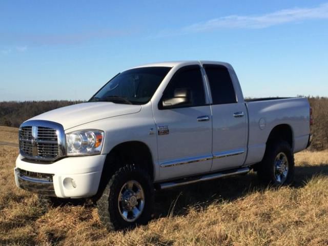 Dodge ram 2500 laramie crew cab pickup 4-door