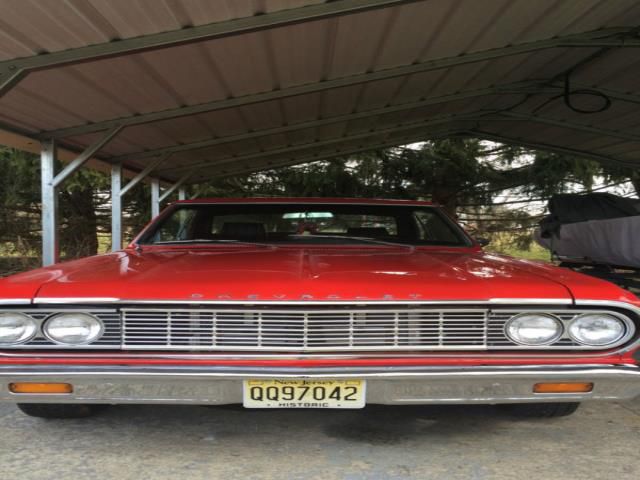 Chevrolet chevelle 2 door hardtop[