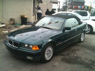 1995 bmw 318i base convertible 2-door 1.8l