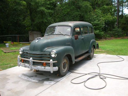 1952 chevy suburban classic ole truck