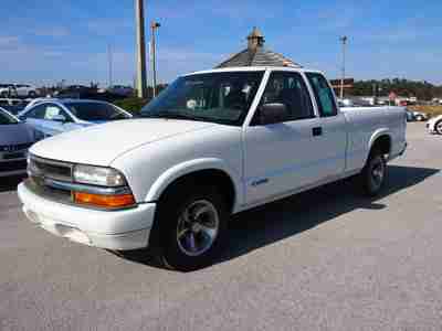 LS Truck 2.2L Increased Capacity Suspension Package 4 Speakers AM/FM radio, image 2