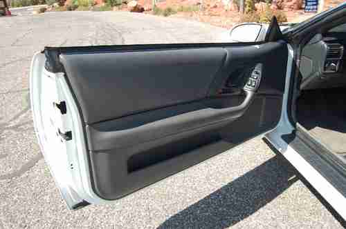 1998 Chevrolet Camaro Z28 Convertible in Fantastic Condition...One Owner!, image 3