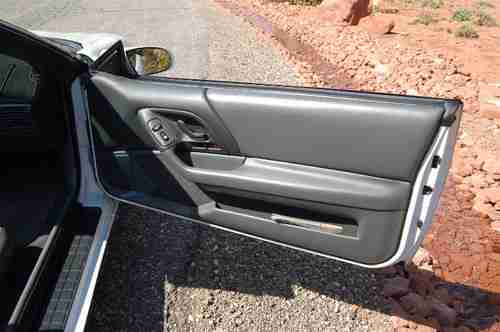 1998 Chevrolet Camaro Z28 Convertible in Fantastic Condition...One Owner!, image 8