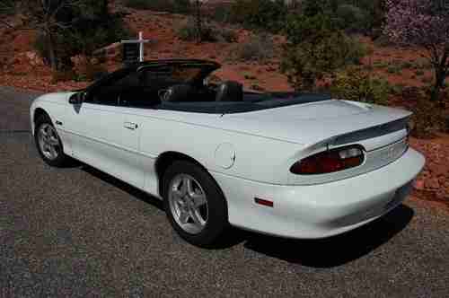 1998 Chevrolet Camaro Z28 Convertible in Fantastic Condition...One Owner!, image 12