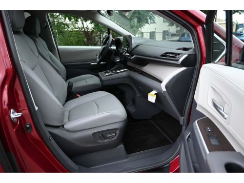 2024 Toyota Sienna XLE Plus AWD Mobility Handicap Van Handicap, US $91,900.00, image 8