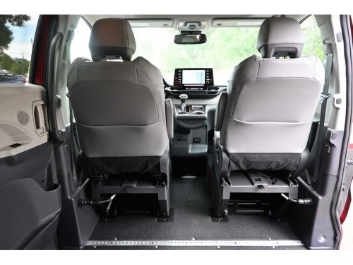 2024 Toyota Sienna XLE Plus AWD Mobility Handicap Van Handicap, US $91,900.00, image 11