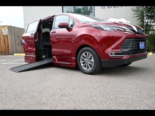 2024 Toyota Sienna XLE Plus AWD Mobility Handicap Van Handicap, US $91,900.00, image 32