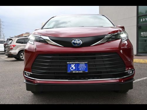 2024 Toyota Sienna XLE Plus AWD Mobility Handicap Van Handicap, US $91,900.00, image 34